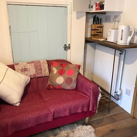 Apartamento Tiny Cosy Snug Manorowen Exterior foto