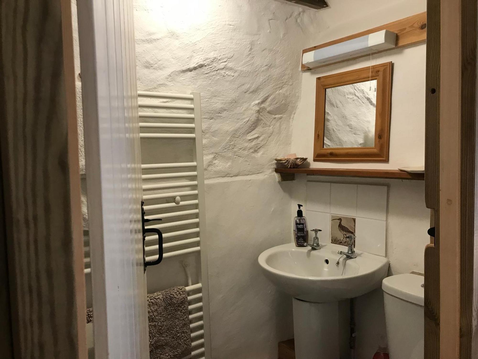 Apartamento Tiny Cosy Snug Manorowen Exterior foto