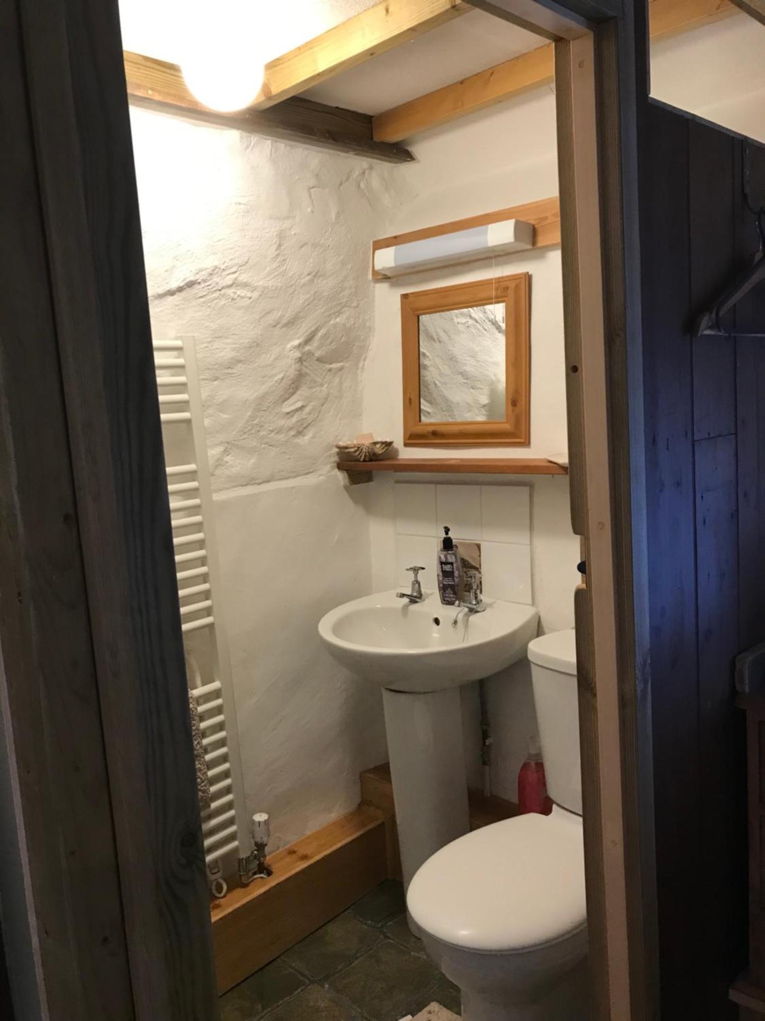 Apartamento Tiny Cosy Snug Manorowen Exterior foto